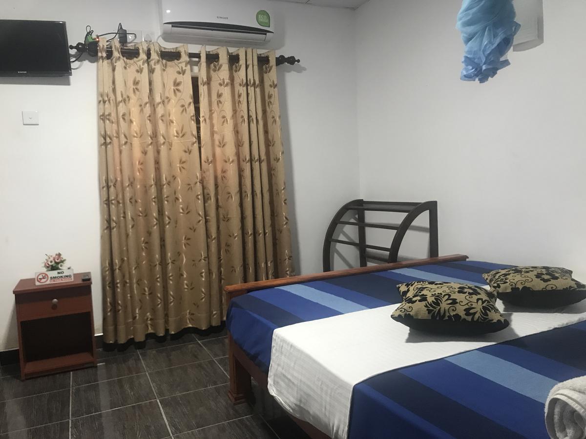 Hotel Camorich Тиссамахарама Экстерьер фото